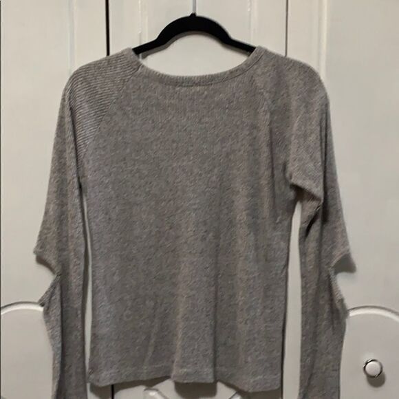 Derek Heart Gray Ribbed Sweater cut out neck M - Picture 4 of 8